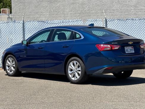 Used 2019 Chevrolet Malibu LT w/ Driver Confidence Package FWD image 5