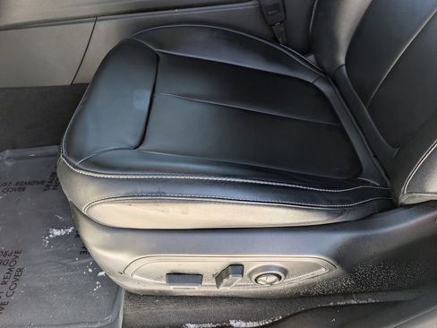 Used 2025 Jeep Grand Cherokee L Limited image 13