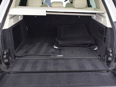 Used 2023 Land Rover Range Rover SE image 35