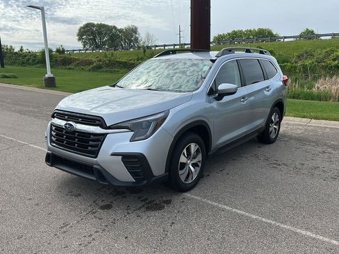 Used 2024 Subaru Ascent Premium w/ Convenience Package AWD/4WD image 7