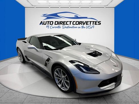 Used 2017 Chevrolet Corvette Grand Sport w/ Z07 Performance Package RWD image 33