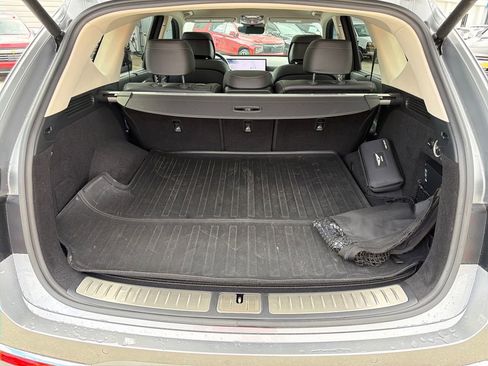 Used 2025 Genesis GV80 2.5T Select image 25