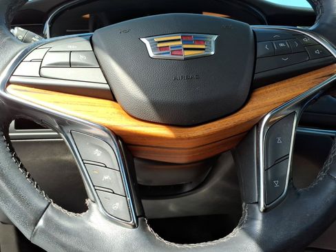 Certified 2023 Cadillac XT5 Premium Luxury FWD image 24