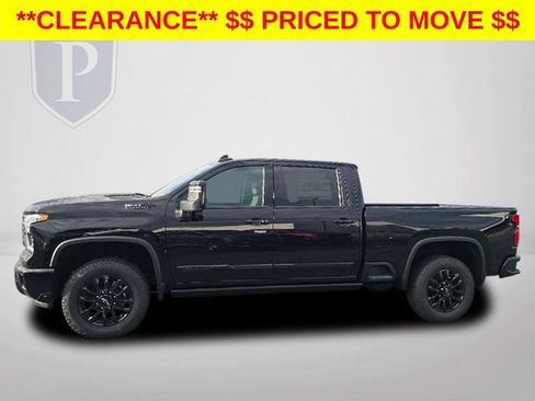 New 2026 Chevrolet Silverado 2500 High Country w/ High Country Premium Package AWD/4WD image 9