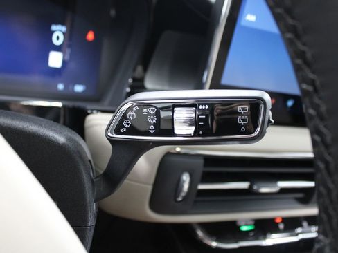 New 2026 Lincoln Corsair Premiere image 40