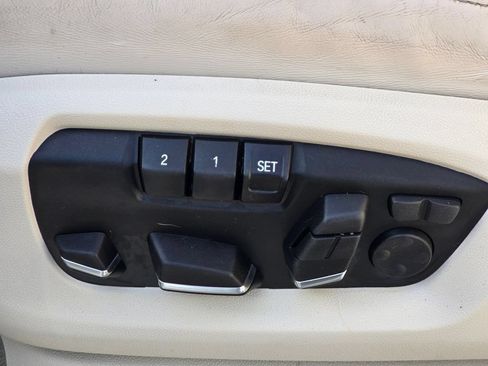 Used 2016 BMW X5 xDrive40e AWD/4WD image 25