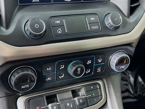 Certified 2021 GMC Acadia Denali w/ Trailering Package image 15