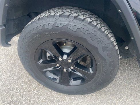 Used 2023 Jeep Wrangler Unlimited Sahara image 13