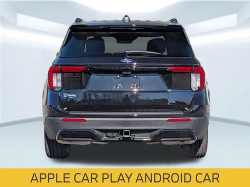 Used 2025 Ford Explorer ST-Line w/ Premium Package image 5