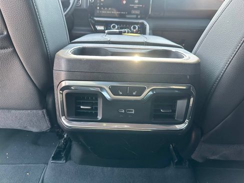 Used 2025 GMC Sierra 1500 Denali AWD/4WD image 24