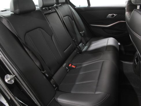 Certified 2022 BMW 330i xDrive Sedan w/ Driving Assistance Package image 19