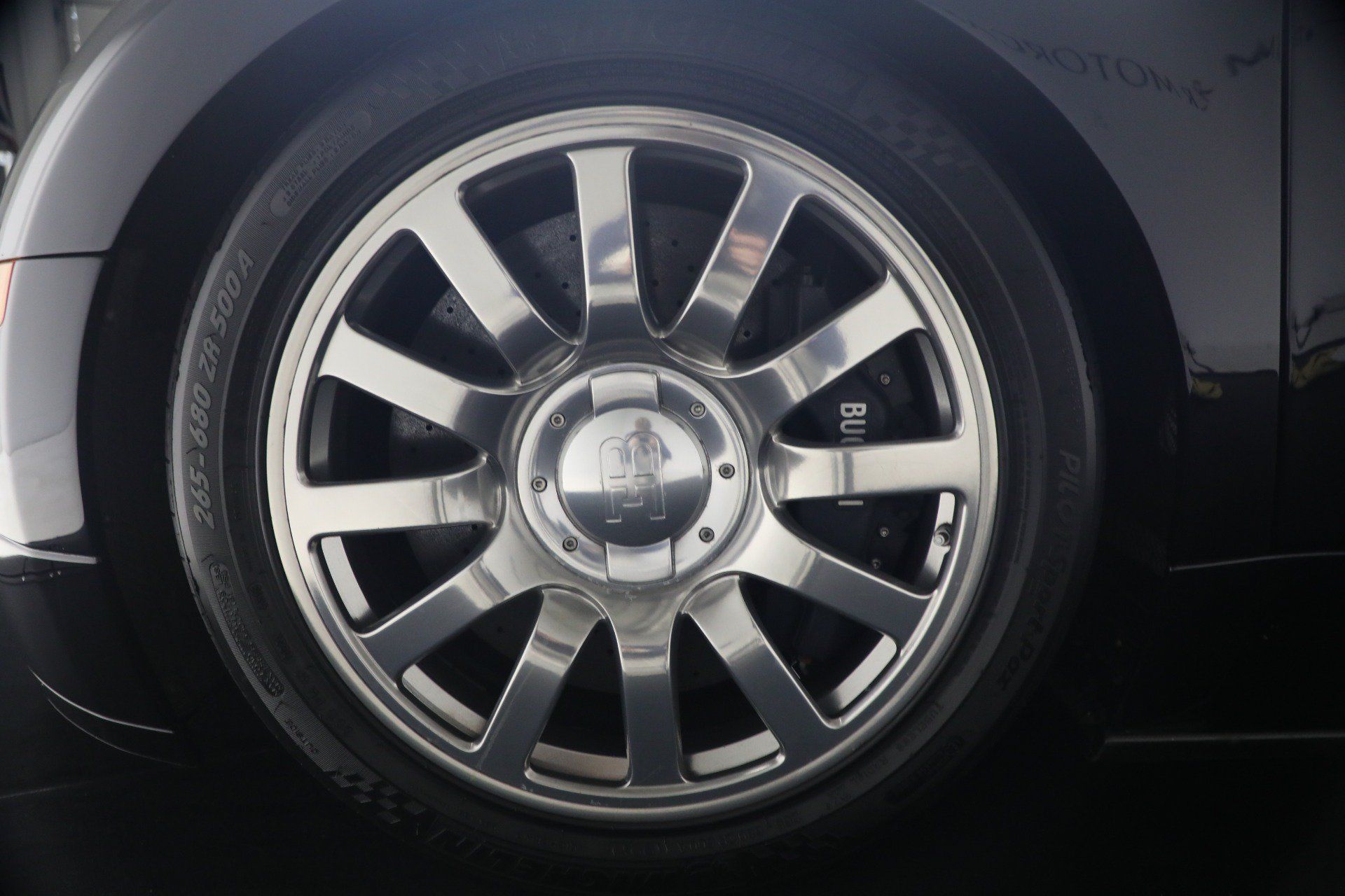 Used 2006 Bugatti Veyron AWD/4WD image 25