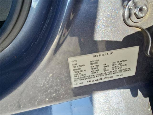 Used 2023 Tesla Model Y Long Range AWD/4WD image 26
