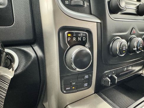 Used 2018 RAM 1500 Outdoorsman AWD/4WD image 21