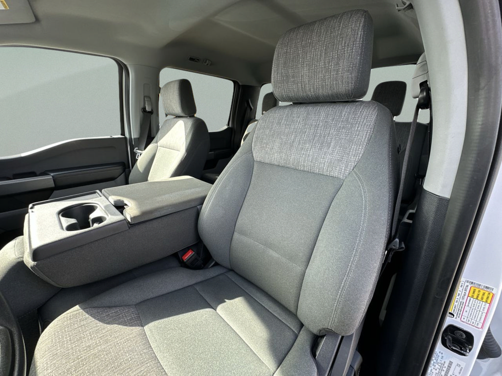 Used 2025 Ford F250 XLT AWD/4WD image 22