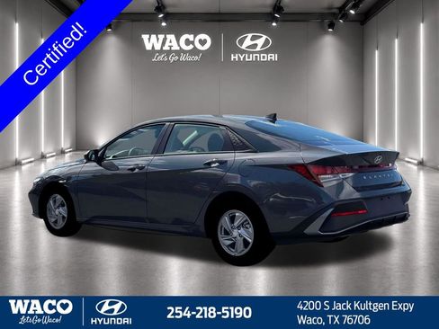 Used 2026 Hyundai Elantra SE FWD image 6