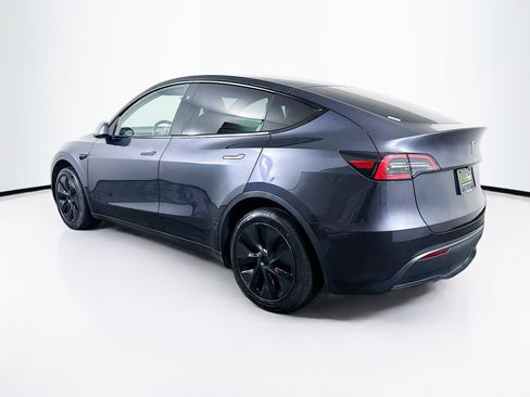 Used 2025 Tesla Model Y Long Range image 5