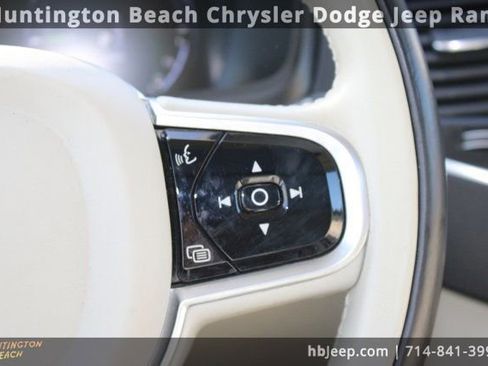 Used 2021 Volvo XC90 T8 Inscription Expression w/ Protection Package Premier image 17