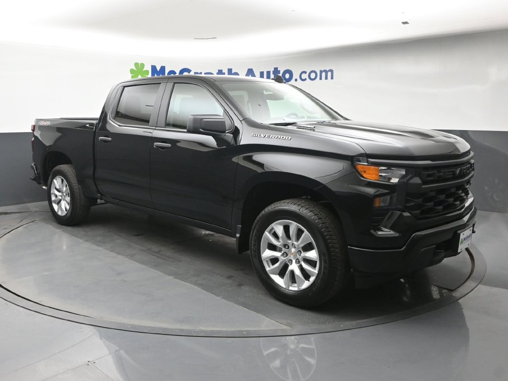 New 2026 Chevrolet Silverado 1500 Custom AWD/4WD image 2