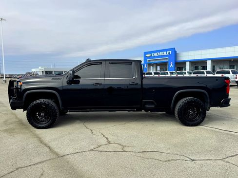 Used 2021 Chevrolet Silverado 3500 LTZ w/ LTZ Plus Package image 10