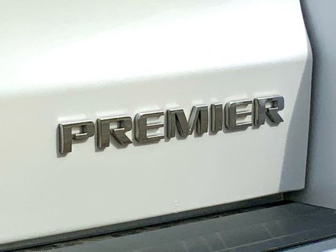 Used 2020 Chevrolet Tahoe Premier image 16