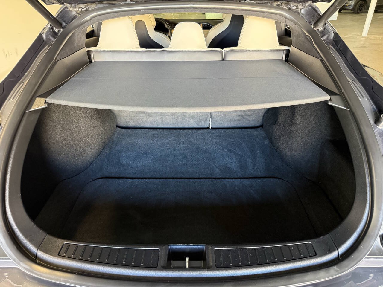Used 2019 Tesla Model S Long Range AWD/4WD image 27