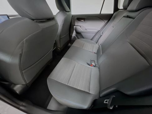 Used 2026 Toyota RAV4 SE w/ Convenience Package AWD/4WD image 28