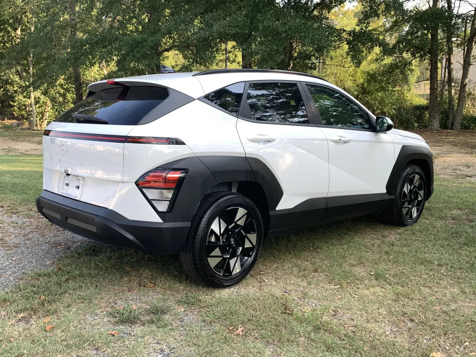 Used 2025 Hyundai Kona SEL FWD image 7