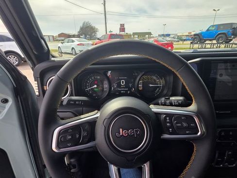 Used 2024 Jeep Wrangler Unlimited Sahara w/ Safety Group image 18