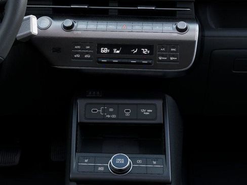 New 2026 Hyundai Kona Limited FWD image 16