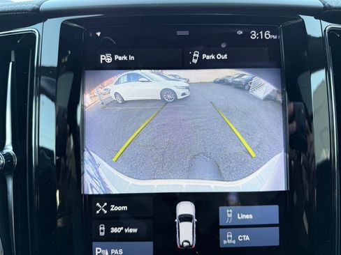 Used 2021 Volvo XC60 T8 R-Design w/ Protection Package Premier image 14