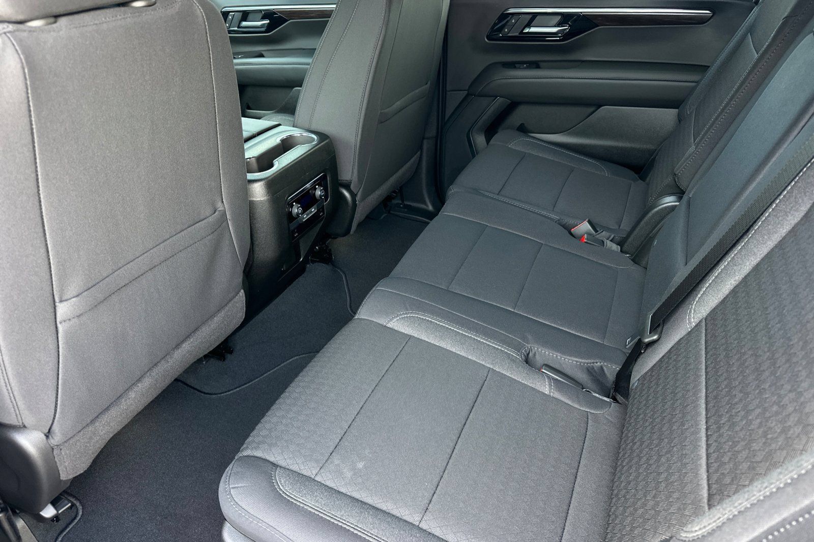 New 2026 Chevrolet Suburban LS w/ LPO, Dark Essentials Package RWD image 12