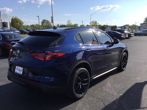 Used 2019 Alfa Romeo Stelvio AWD image 5