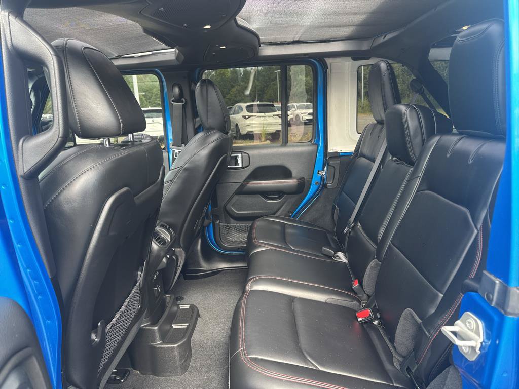 Used 2024 Jeep Wrangler Unlimited Rubicon w/ Safety Group AWD/4WD image 30