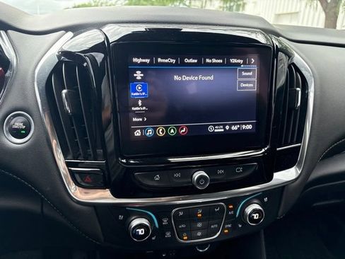 Certified 2023 Chevrolet Traverse Premier w/ Redline Edition AWD/4WD image 15