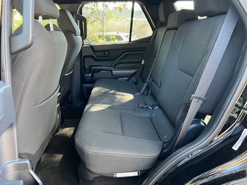 Used 2025 Toyota 4Runner SR5 image 33