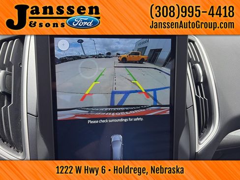 Used 2024 Ford Edge SEL AWD/4WD image 17