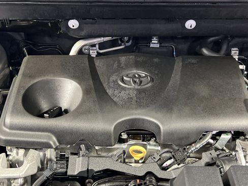 Used 2024 Toyota RAV4 XLE Premium image 29