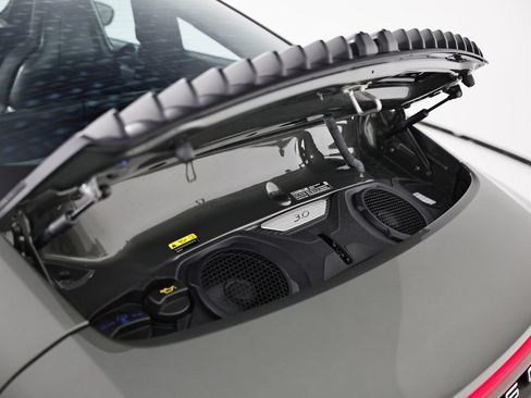 Certified 2022 Porsche 911 Carrera RWD image 29