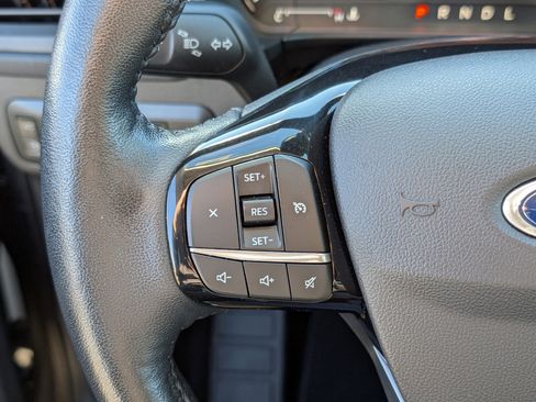 Certified 2021 Ford Escape SEL image 22