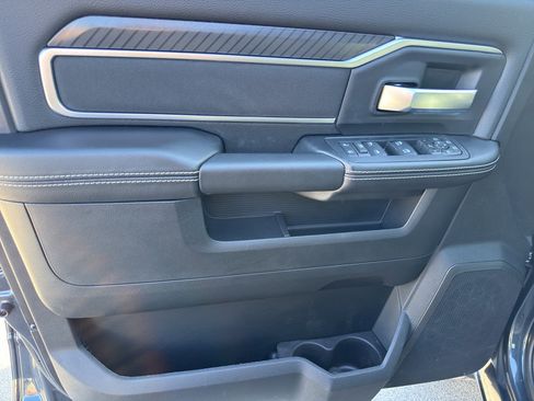 New 2026 RAM 2500 Big Horn AWD/4WD image 14