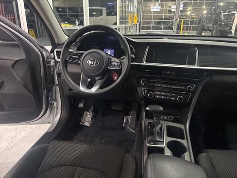 Used 2020 Kia Optima LX FWD image 20