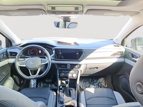 Used 2023 Volkswagen Taos SEL image 19
