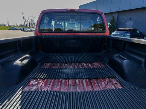 Used 2002 Ford F250 Lariat AWD/4WD image 10