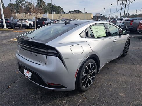 New 2026 Toyota Prius Plug-In Hybrid image 6