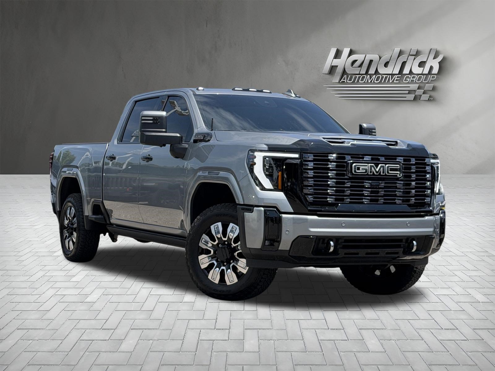 Used 2026 GMC Sierra 2500 Denali w/ Denali Reserve Package AWD/4WD image 2