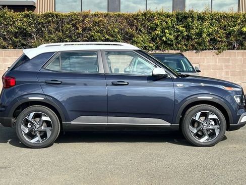 New 2026 Hyundai Venue SEL image 5