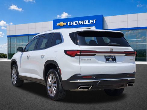 Certified 2026 Buick Enclave Preferred FWD image 4