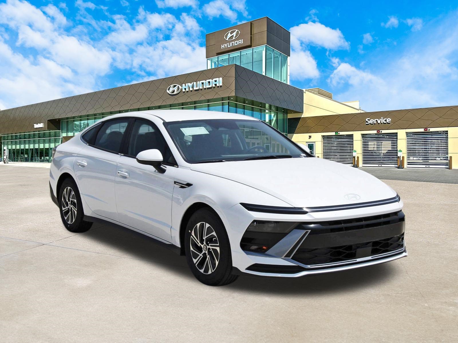 New 2026 Hyundai Sonata Blue FWD image 3