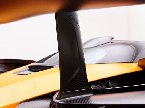 Used 2019 McLaren Senna image 29